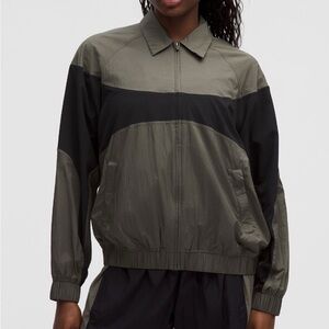 Lululemon Nylon Colourblock Collared Jacket *SOTM Army Green/Black S,M,L &XL NWT